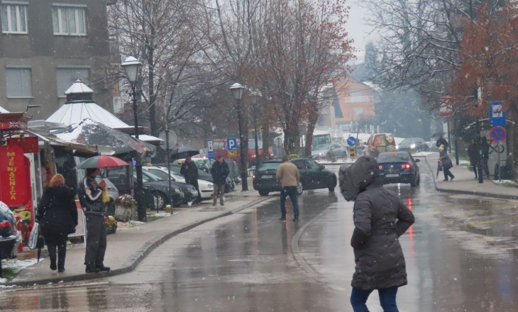 Oblačno jutro u BiH, susnježica i snijeg u Bosni i kiša u Hercegovini Oblačno jutro u BiH, susnježica i snijeg u Bosni i kiša u Hercegovini