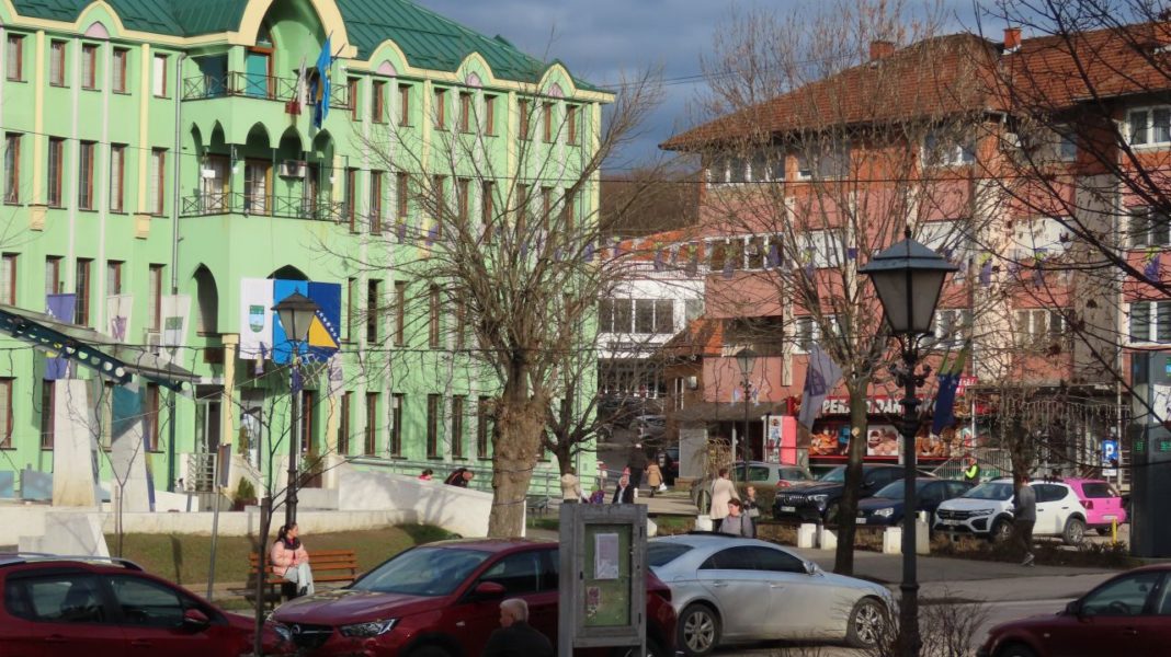 U Hercegovini i zapadnoj Bosni danas oblačno, u ostatku zemlje sunčano uz postepeno naoblačenje U Hercegovini i zapadnoj Bosni danas oblačno, u ostatku zemlje sunčano uz postepeno naoblačenje