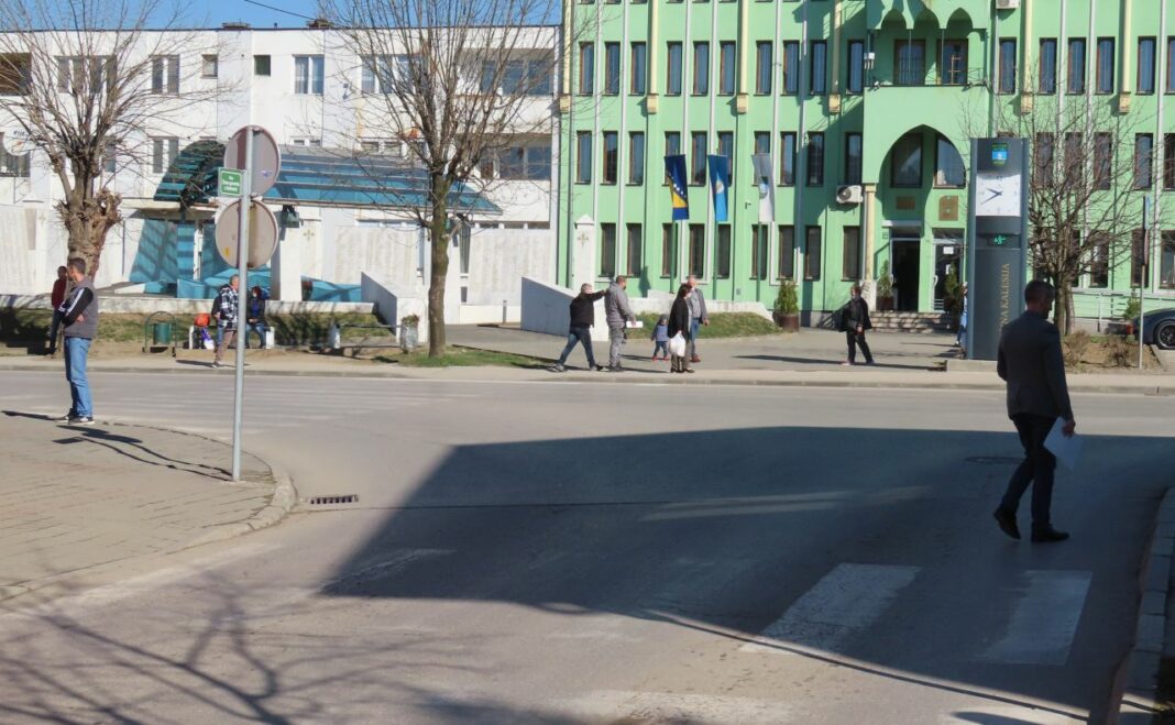 U BiH sunčano, u drugoj polovini dana naoblačenje U BiH sunčano, u drugoj polovini dana naoblačenje