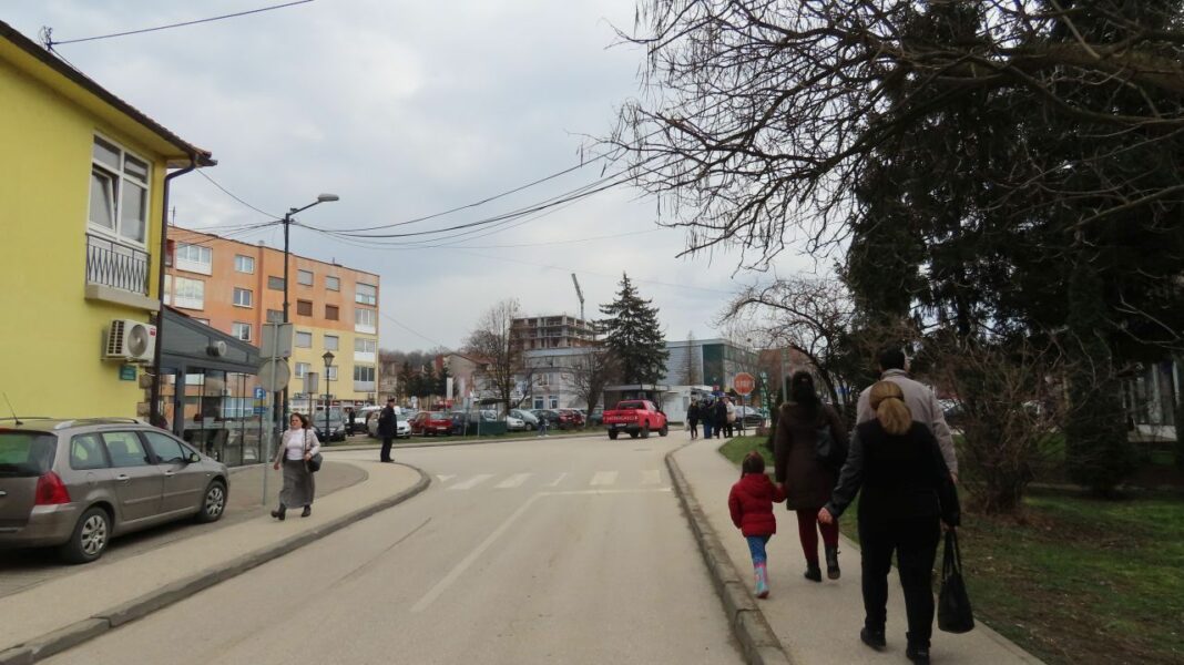 Oblačno vrijeme sa padavinama Oblačno vrijeme sa padavinama