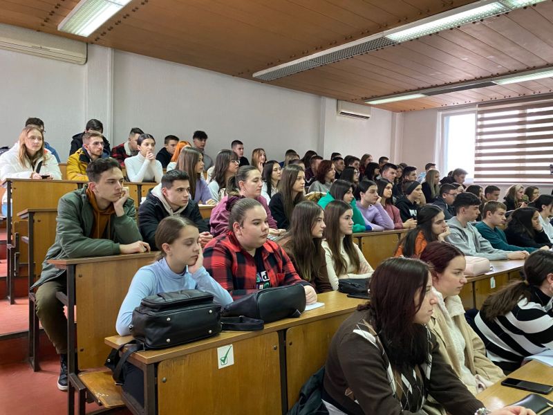 Vlada TK usvojila izvještaje o eksternoj maturi i maturskim ispitima Vlada TK usvojila izvještaje o eksternoj maturi i maturskim ispitima