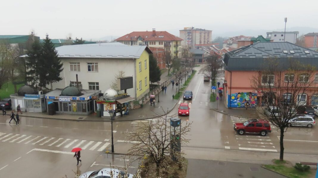 Vrijeme danas: Oblačno s kišom, susnježicom i snijegom Vrijeme danas: Oblačno s kišom, susnježicom i snijegom
