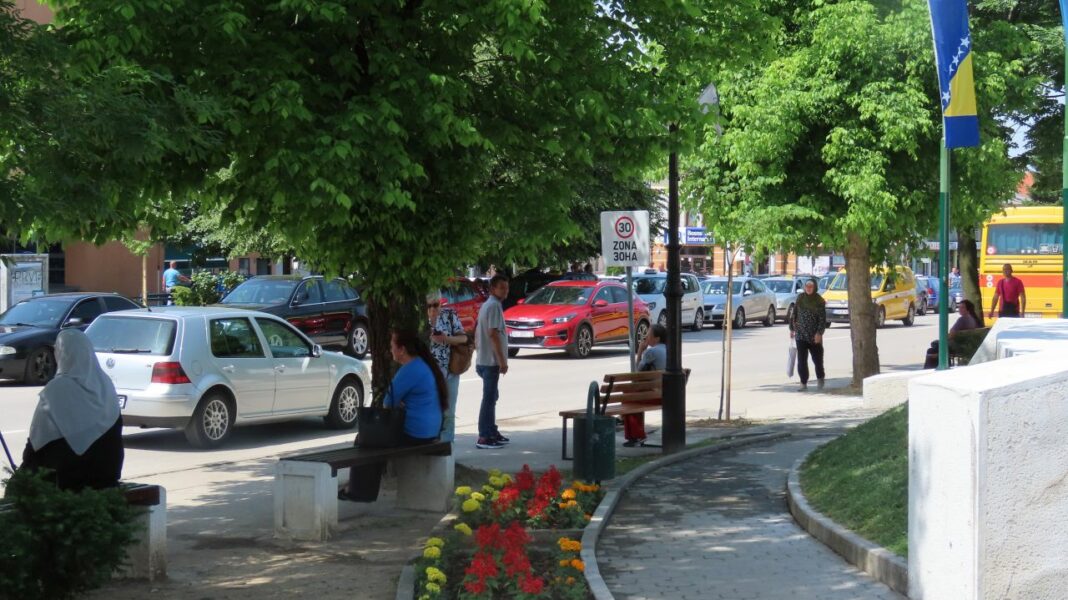 Danas sunčano i toplo vrijeme Danas sunčano i toplo vrijeme