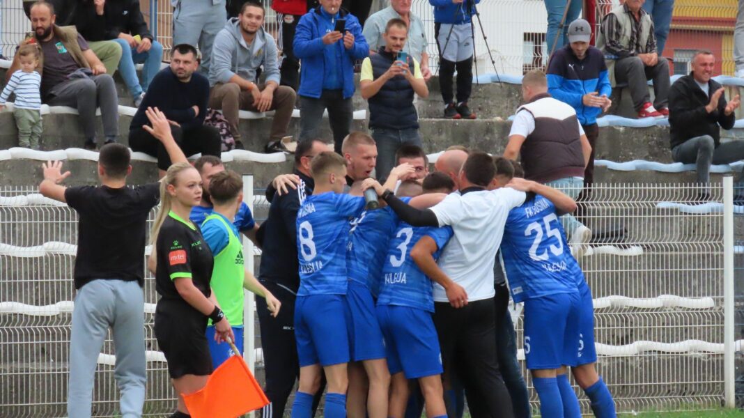 Fudbaleri Bosne iz Kalesije nakon velikog preokreta savladali Bosnu iz Mionice Fudbaleri Bosne iz Kalesije nakon velikog preokreta savladali Bosnu iz Mionice