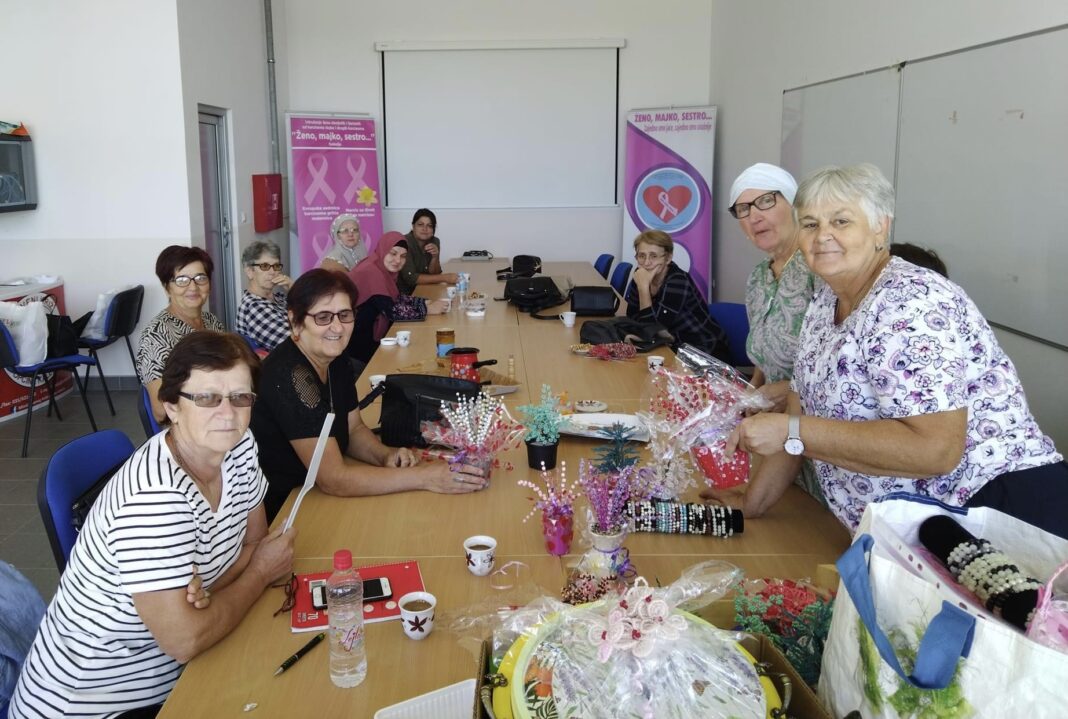Udruženje “Ženo, majko, sestro” organizuje tradicionalnu manifestaciju “Dan roze vrpce” Udruženje “Ženo, majko, sestro” organizuje tradicionalnu manifestaciju “Dan roze vrpce”