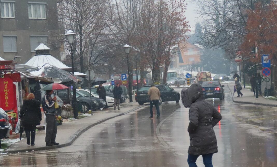 Danas pretežno oblačno sa slabim snijegom Danas pretežno oblačno sa slabim snijegom