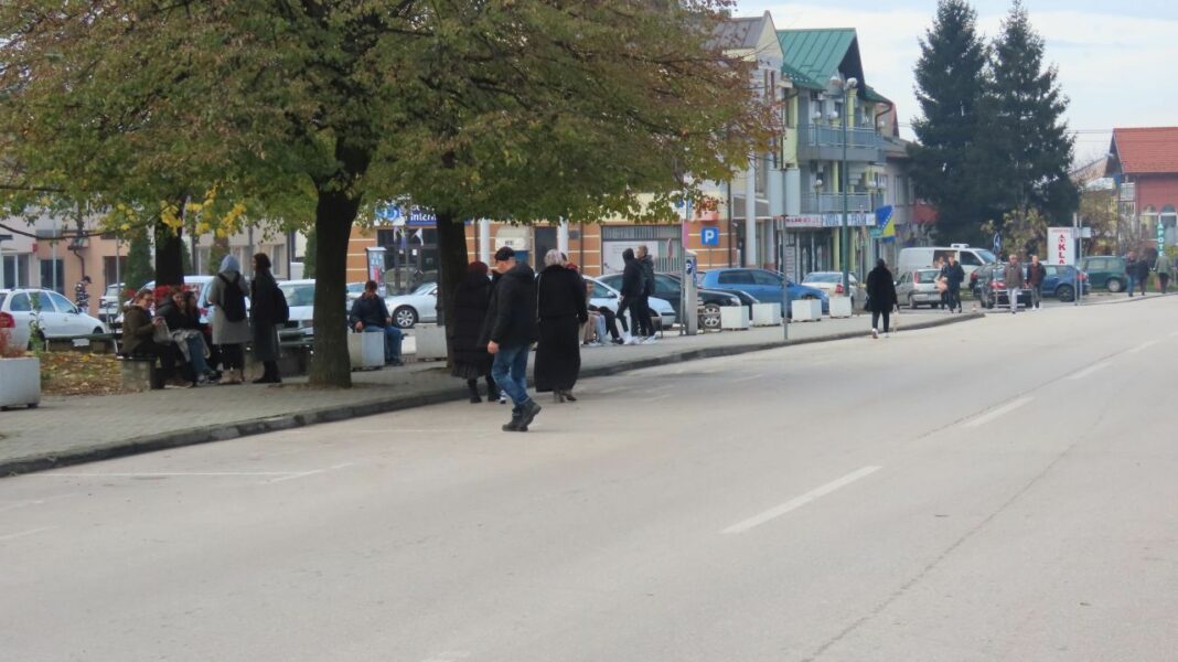 Danas oblačno sa kišom Danas oblačno sa kišom