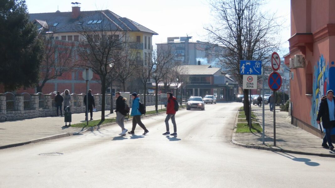 Pretežno sunčano jutro u BiH, na Sokocu izmjereno -11 stepeni Pretežno sunčano jutro u BiH, na Sokocu izmjereno -11 stepeni