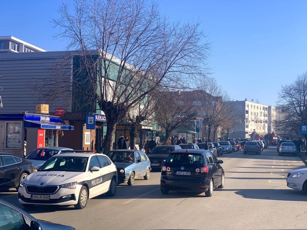 BIHAMK: Frekvencija vozila jutros slabijeg intenziteta, tokom dana očekuje se pojačan saobraćaj BIHAMK: Frekvencija vozila jutros slabijeg intenziteta, tokom dana očekuje se pojačan saobraćaj
