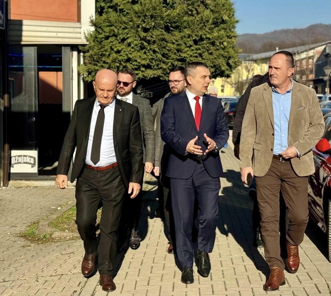 Ministar Nerin Dizdar posjetio Kalesiju Ministar Nerin Dizdar posjetio Kalesiju