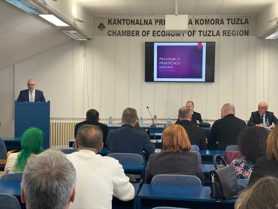 Od naredne školske godine plaćeno osiguranje i naknada na praktičnoj nastavi u TK Od naredne školske godine plaćeno osiguranje i naknada na praktičnoj nastavi u TK