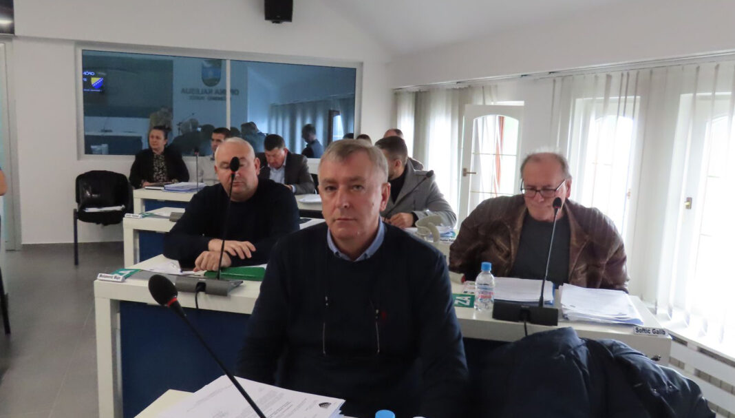 Hasan Ramić novi predsjednik SDA Kalesija Hasan Ramić novi predsjednik SDA Kalesija