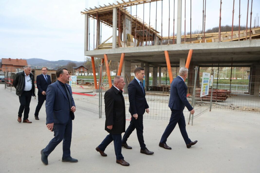 Delegacija Vlade TK na obilježavanju 26 godina Općine Sapna Delegacija Vlade TK na obilježavanju 26 godina Općine Sapna