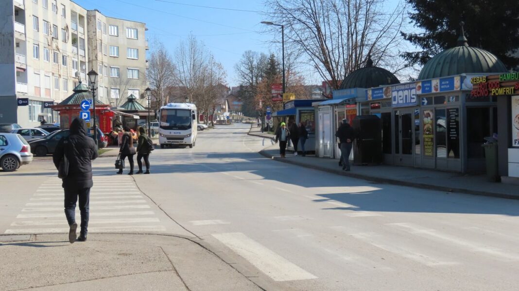 Danas umjereno do pretežno oblačno vrijeme Danas umjereno do pretežno oblačno vrijeme