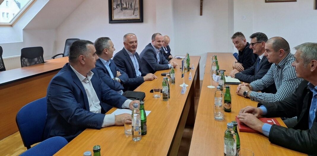 Ministar Dizdar posjetio Kupres Ministar Dizdar posjetio Kupres