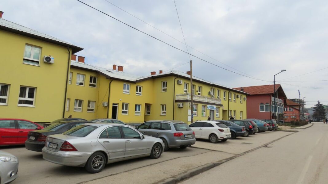 Ljekari u TK sutra prekidaju štrajk, Vlada i Sindikat postigli sporazum Ljekari u TK sutra prekidaju štrajk, Vlada i Sindikat postigli sporazum