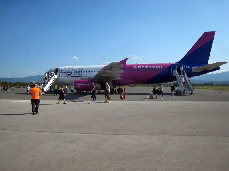Od 15. aprila nova avio linija iz Tuzle Od 15. aprila nova avio linija iz Tuzle