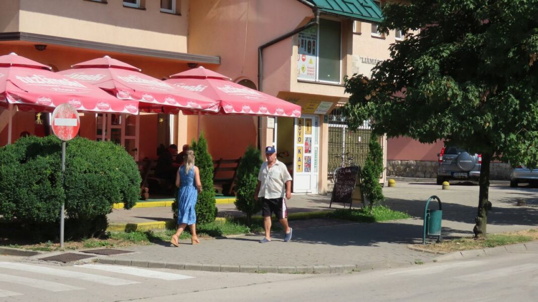 Danas u BiH sunčano, najviše dnevne temperature između 27 i 31, na jugu zemlje do 34 stepena Danas u BiH sunčano, najviše dnevne temperature između 27 i 31, na jugu zemlje do 34 stepena