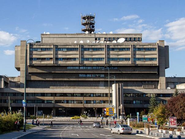 Bosna i Hercegovina danas prelazi na digitalni televizijski signal Bosna i Hercegovina danas prelazi na digitalni televizijski signal