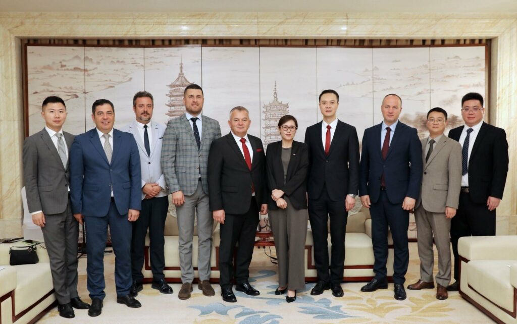 U Kini predstavljeni razvojni potencijali Živinica, uskoro uspostavljanje bratskih odnosa između Živinica i Suqiana U Kini predstavljeni razvojni potencijali Živinica, uskoro uspostavljanje bratskih odnosa između Živinica i Suqiana