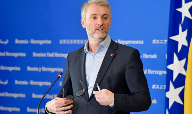Forto odgovorio prijevoznicima: Od 17 zahtjeva 11 je završeno, a Šengen se može mijenjati samo u Briselu Forto odgovorio prijevoznicima: Od 17 zahtjeva 11 je završeno, a Šengen se može mijenjati samo u Briselu