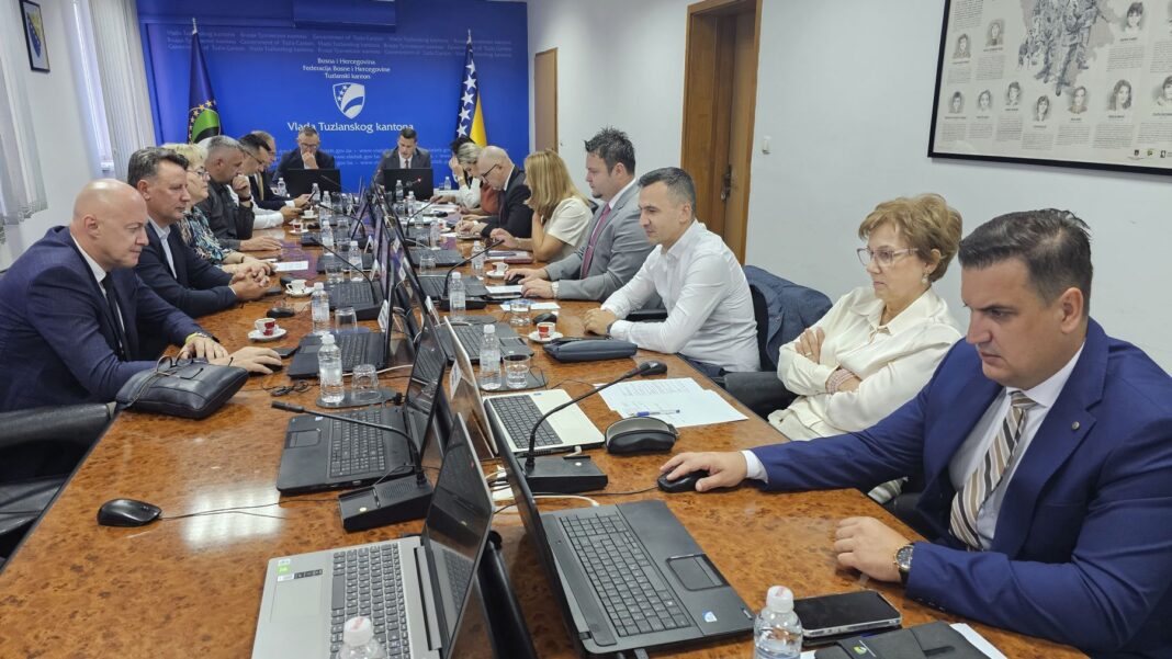 Započinje realizacija mega ekološkog projekta u TK: Energetska obnova preko 100 objekata Započinje realizacija mega ekološkog projekta u TK: Energetska obnova preko 100 objekata
