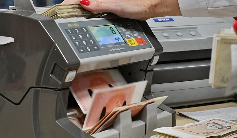 Prosječna neto plata u FBiH koja je isplaćena u julu iznosi 1.628 KM Prosječna neto plata u FBiH koja je isplaćena u julu iznosi 1.628 KM