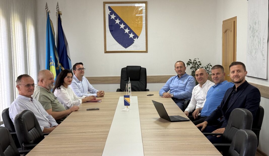 Općina pokrenula aktivnosti za uspostavu registra dijaspore općine Kalesija Općina pokrenula aktivnosti za uspostavu registra dijaspore općine Kalesija