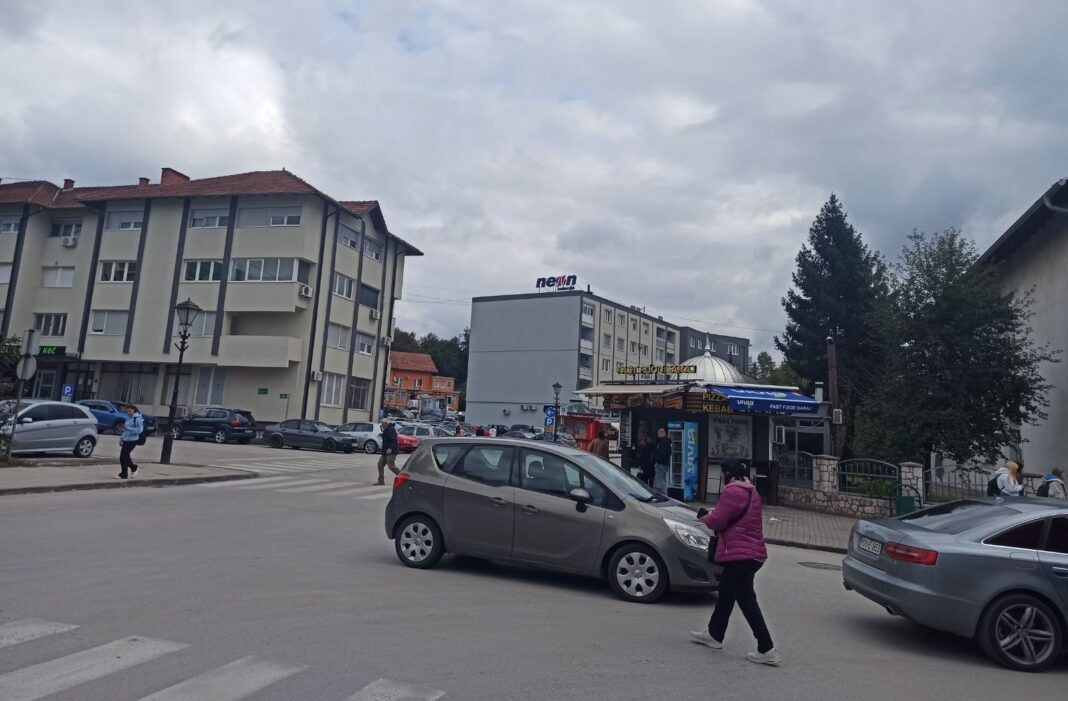 Danas u BiH pretežno oblačno vrijeme, povremeno će padati slaba kiša Danas u BiH pretežno oblačno vrijeme, povremeno će padati slaba kiša