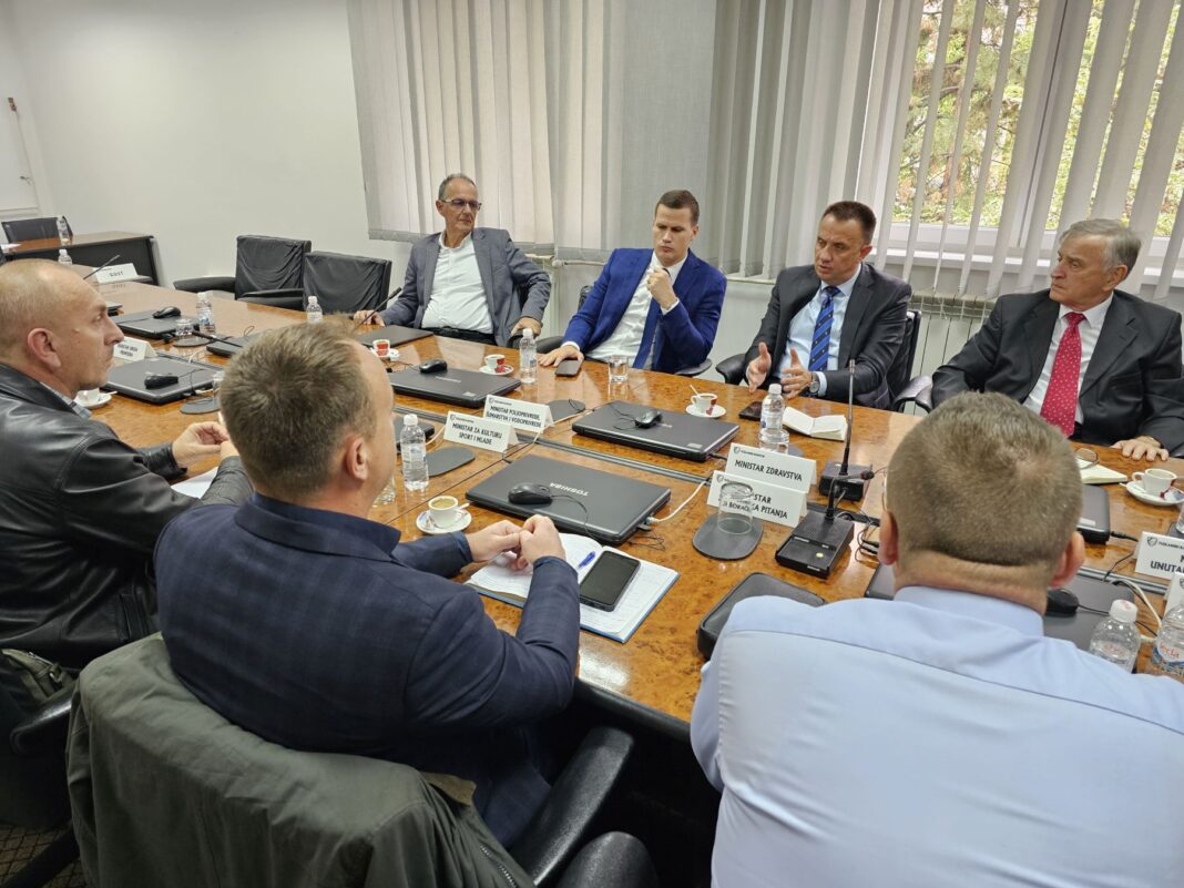 Političke manipulacije ne rješavaju probleme Koksare Političke manipulacije ne rješavaju probleme Koksare