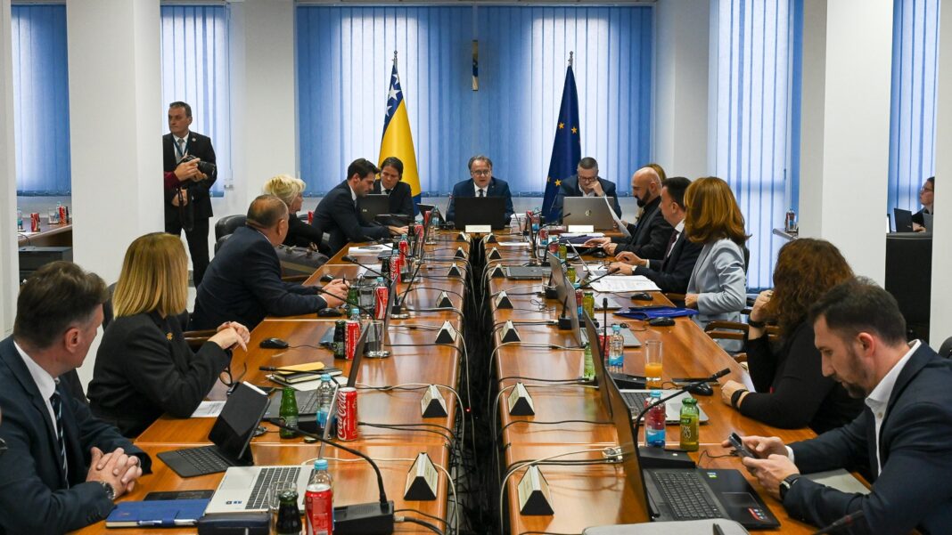 Prezentiran Prijedlog zakona o fiskalizaciji transakcija u Federaciji BiH Prezentiran Prijedlog zakona o fiskalizaciji transakcija u Federaciji BiH