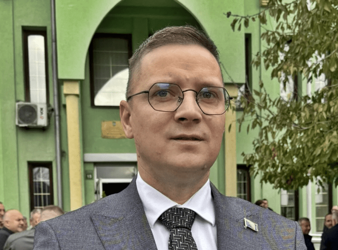 Načelnik Kalesije o podvođenju maloljetnica: Svako ko je na bilo koji način učestvovao u ovom zločinu mora odgovarati Načelnik Kalesije o podvođenju maloljetnica: Svako ko je na bilo koji način učestvovao u ovom zločinu mora odgovarati