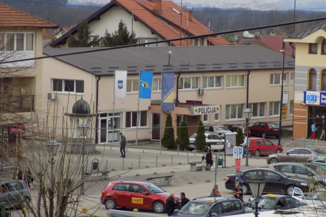 PU Kalesija: Saopćenje povodom predstojećih božićnih i novogodišnjih praznika PU Kalesija: Saopćenje povodom predstojećih božićnih i novogodišnjih praznika