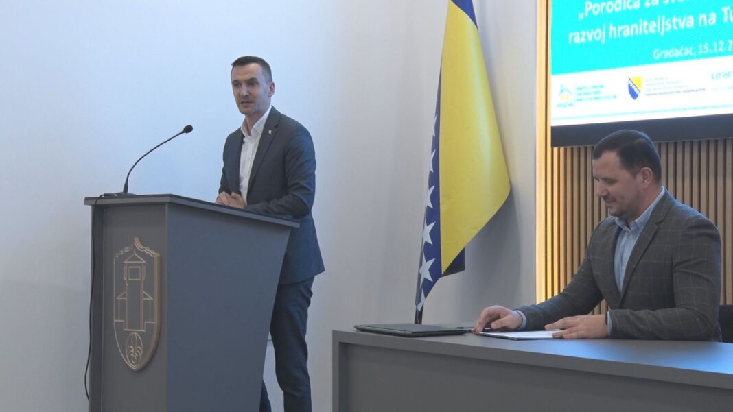Promocija i jačanje svijesti o značaju hraniteljstva Promocija i jačanje svijesti o značaju hraniteljstva