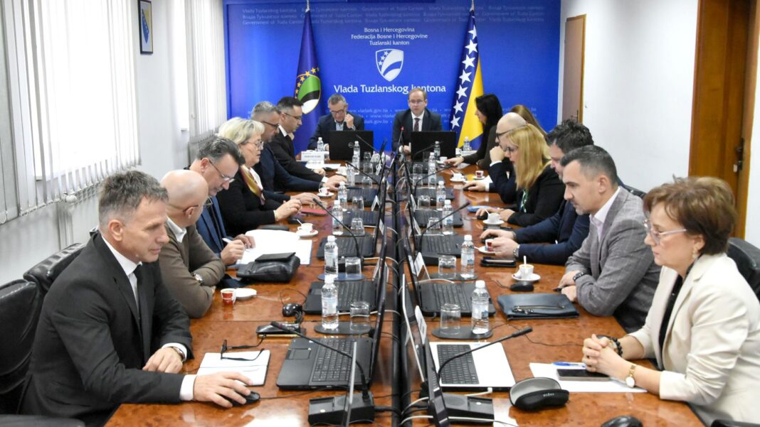 Vlada TK pokreće novi investicijski ciklus vrijedan skoro 40 miliona KM Vlada TK pokreće novi investicijski ciklus vrijedan skoro 40 miliona KM