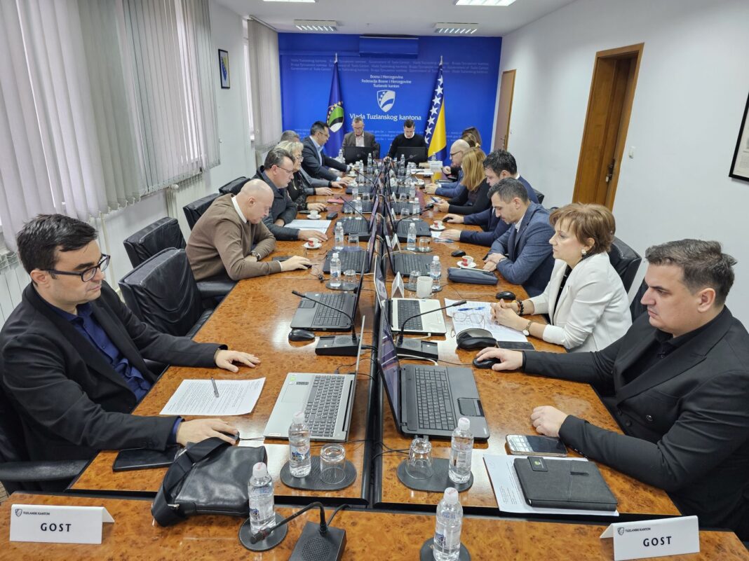 Za ravnomjeran razvoj lokalnih zajednica 2,5 miliona KM Za ravnomjeran razvoj lokalnih zajednica 2,5 miliona KM
