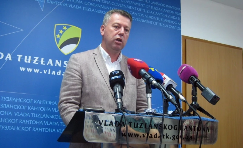 Ko se u Vladi FBiH sveti Gradačcu? Od 48 miliona za lokalne zajednice oni su dobili nula KM Ko se u Vladi FBiH sveti Gradačcu? Od 48 miliona za lokalne zajednice oni su dobili nula KM