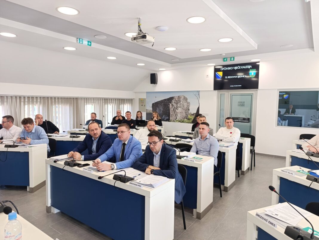 U toku sjednica Općinskog vijeća Kalesija U toku sjednica Općinskog vijeća Kalesija