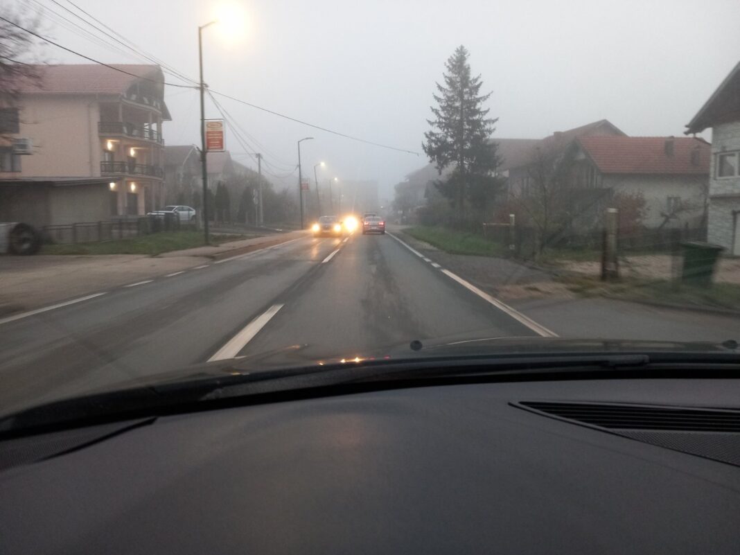 BIHAMK: Magla smanjuje vidljivost na više lokacija BIHAMK: Magla smanjuje vidljivost na više lokacija