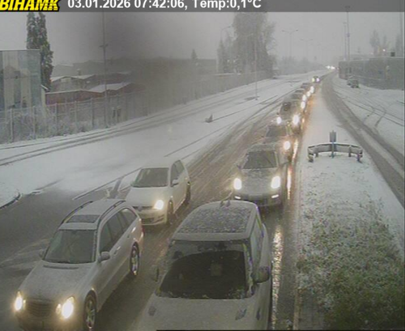 BIHAMK: Duge kolone na graničnim prelazima BIHAMK: Duge kolone na graničnim prelazima