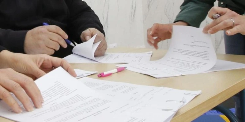 Koliko osoba koja je radila u FBiH i inostranstvu mora imati minimalno staža da bi dobila penziju Koliko osoba koja je radila u FBiH i inostranstvu mora imati minimalno staža da bi dobila penziju