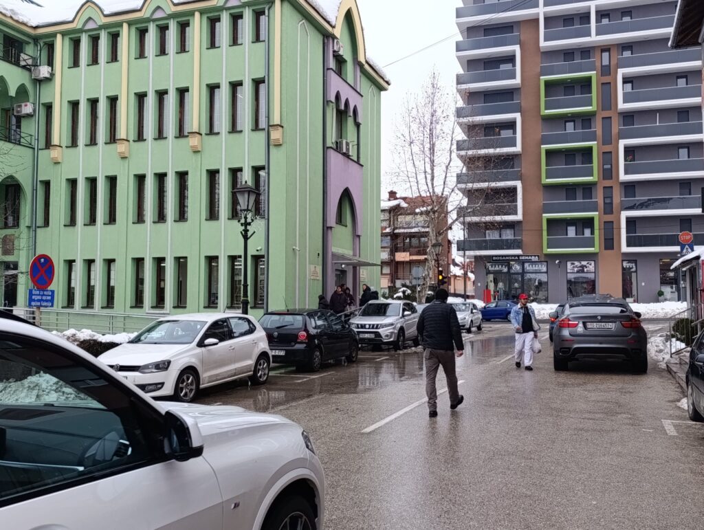 U Bosni niska oblačnost i magla, sunčano na području Hercegovine i jugozapadu Bosne U Bosni niska oblačnost i magla, sunčano na području Hercegovine i jugozapadu Bosne