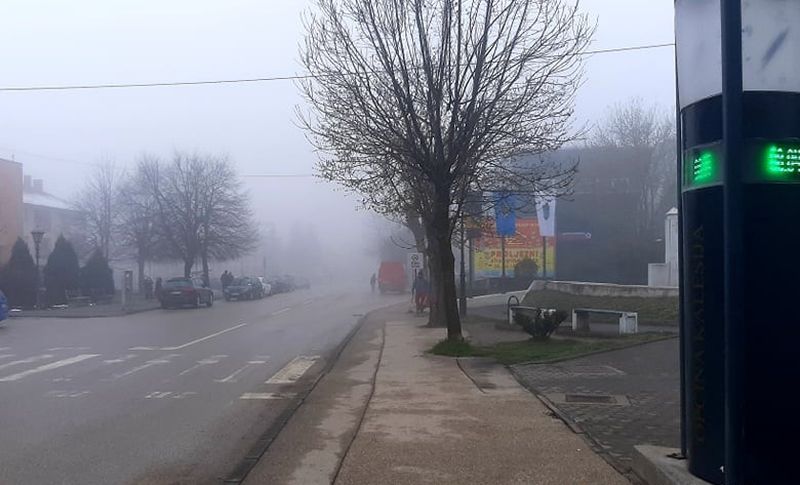 Zrak širom BiH ocijenjen jutros kao “vrlo nezdrav” Zrak širom BiH ocijenjen jutros kao “vrlo nezdrav”