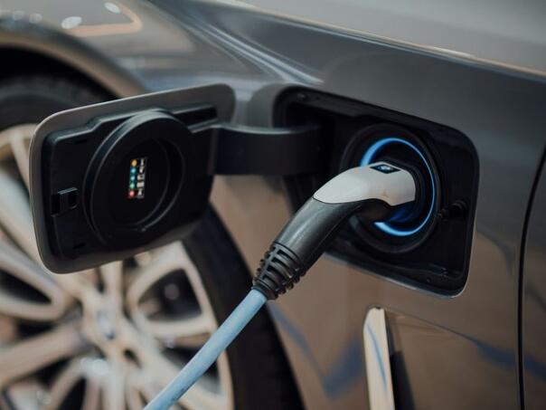U Norveškoj su skoro svi novi automobili na električni pogon U Norveškoj su skoro svi novi automobili na električni pogon