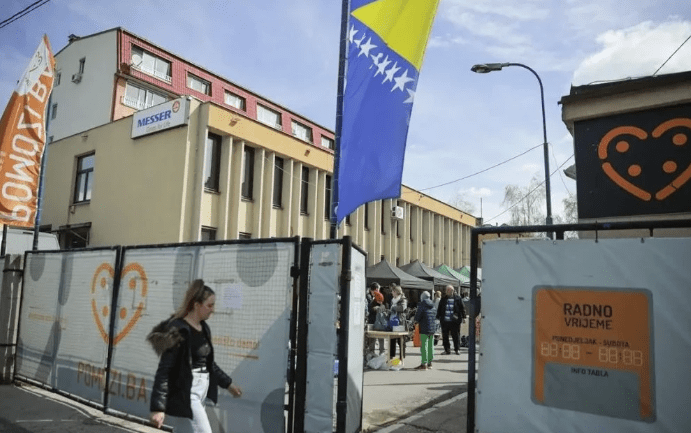 Anonimni donator za liječenje bh. građana uplatio pola miliona KM Anonimni donator za liječenje bh. građana uplatio pola miliona KM