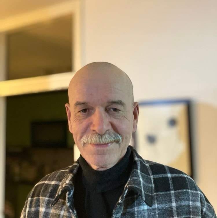Preminuo Albin Kakeš: Doktor veterine, košarkaški entuzijasta i ljudska gromada koju će Kalesija pamtiti Preminuo Albin Kakeš: Doktor veterine, košarkaški entuzijasta i ljudska gromada koju će Kalesija pamtiti
