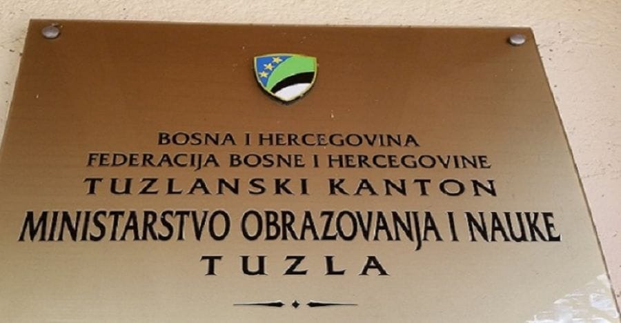 Raspisan konkurs za stipendije učenicima srednjih škola iz reda nacionalnih manjina u TK Raspisan konkurs za stipendije učenicima srednjih škola iz reda nacionalnih manjina u TK