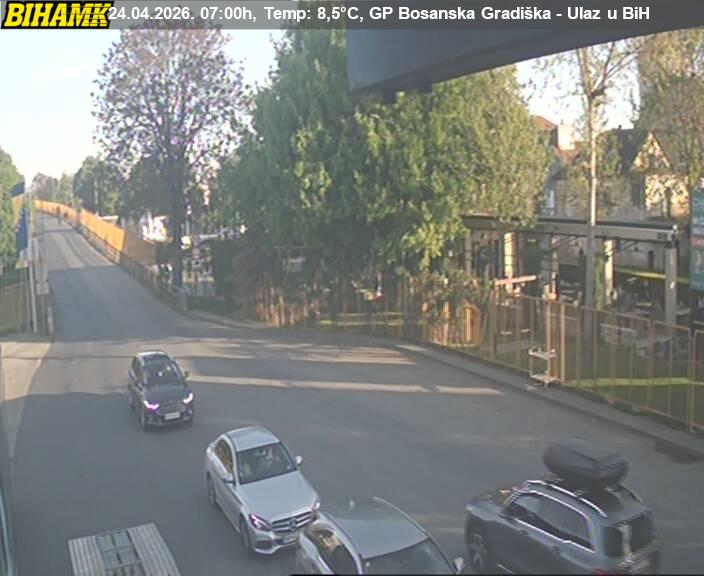 BIHAMK: Na graničnim prelazima zadržavanja za putnička vozila od 10 do 30 minuta BIHAMK: Na graničnim prelazima zadržavanja za putnička vozila od 10 do 30 minuta