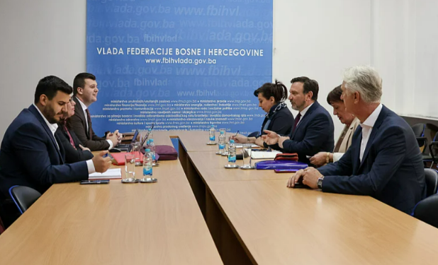 U FBiH se namjerava ograničiti marža na pšenično brašno u maloprodaji i veleprodaji U FBiH se namjerava ograničiti marža na pšenično brašno u maloprodaji i veleprodaji