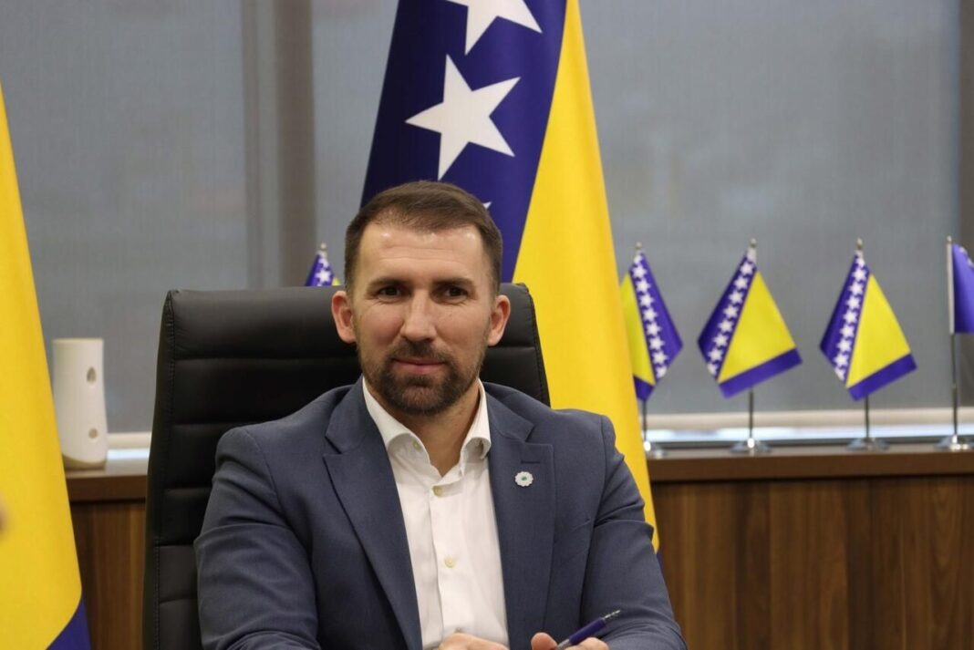 Federalno ministarstvo rada i socijalne politike: Više od pet miliona KM za snažniji i dostupniji sistem socijalne zaštite u Federaciji Federalno ministarstvo rada i socijalne politike: Više od pet miliona KM za snažniji i dostupniji sistem socijalne zaštite u Federaciji